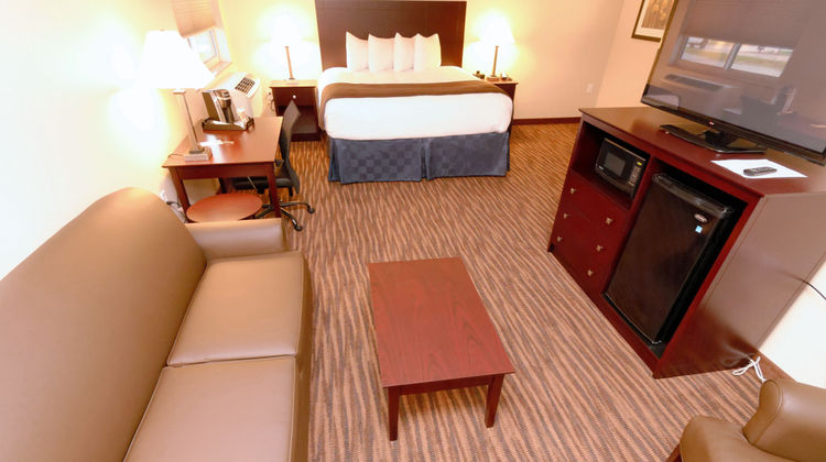Cobblestone Inn & Suites Fort Madison Suite