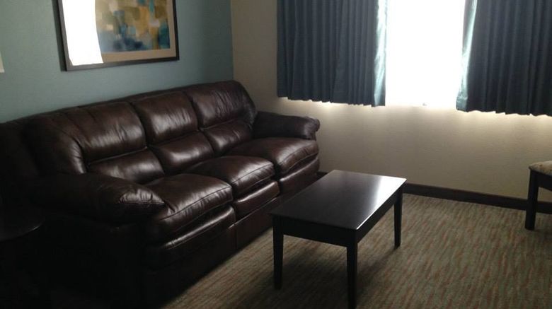 <b>Cobblestone Inn & Suites, Fort Dodge Suite</b>. Images powered by <a href="https://www.leonardoworldwide.com/" title="Leonardo Worldwide" target="_blank">Leonardo</a>.