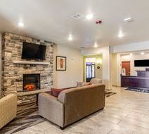 Cobblestone Hotel & Suites Gering Lobby