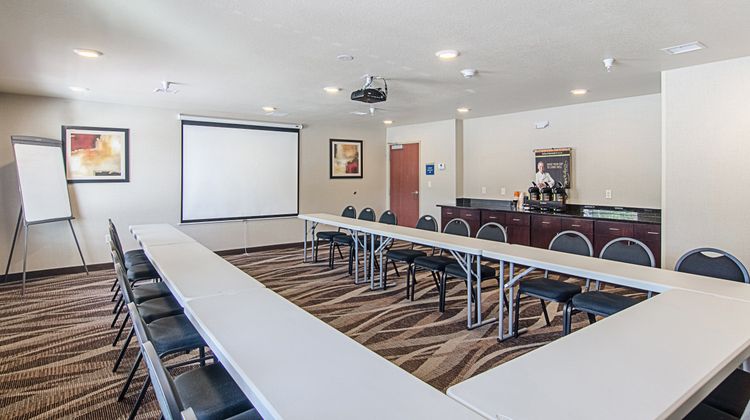 Cobblestone Inn & Suites Guernsey Meeting