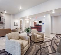 Cobblestone Inn & Suites Lobby