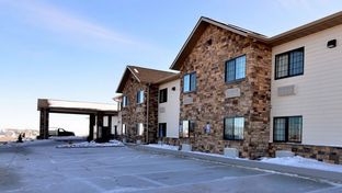 Cobblestone Inn & Suites Holstein
