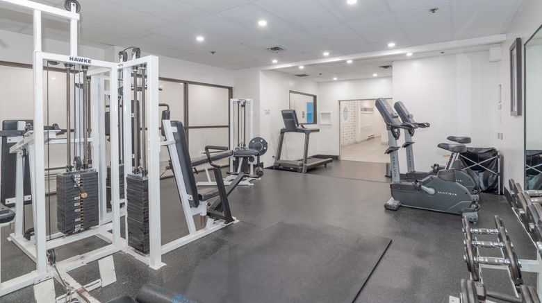 <b>Sandman Signature Hotel & Rst Vancouver Health Club</b>. Images powered by <a href="https://www.leonardoworldwide.com/" title="Leonardo Worldwide" target="_blank">Leonardo</a>.