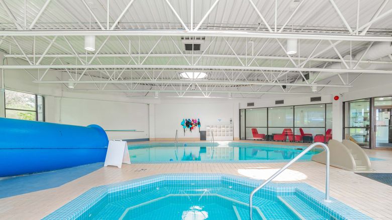 <b>Sandman Signature Hotel & Rst Vancouver Pool</b>. Images powered by <a href="https://www.leonardoworldwide.com/" title="Leonardo Worldwide" target="_blank">Leonardo</a>.