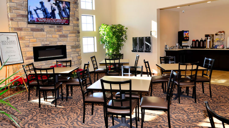Cobblestone Inn & Suites Holstein Restaurant