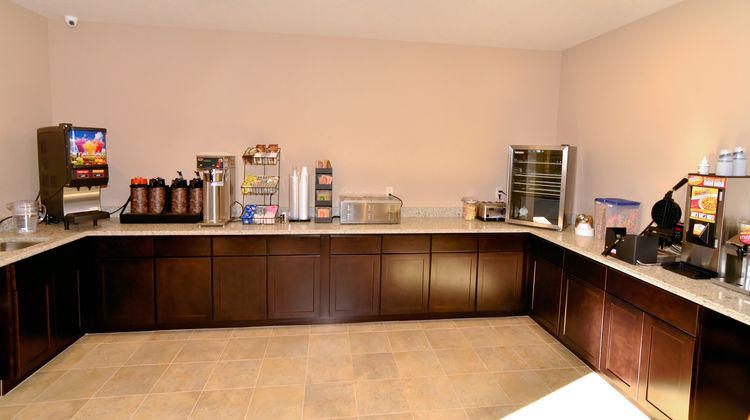 Cobblestone Inn & Suites Holstein Restaurant