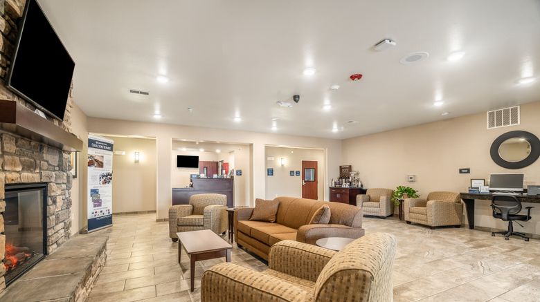 <b>Cobblestone Inn & Suites Lobby</b>. Images powered by <a href="https://www.leonardoworldwide.com/" title="Leonardo Worldwide" target="_blank">Leonardo</a>.
