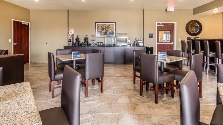 Cobblestone Inn & Suites Restaurant