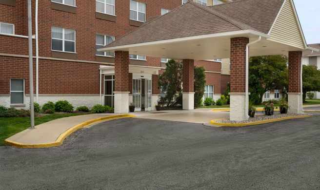 TownePlace Suites Chicago Naperville Exterior