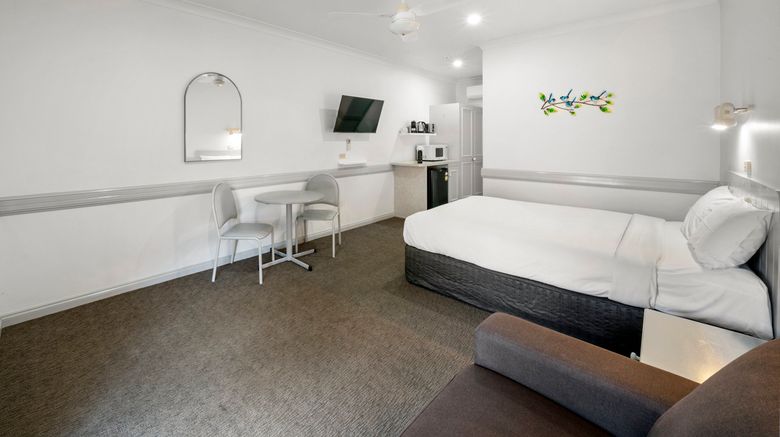 <b>Centretown Motel Room</b>. Images powered by <a href="https://www.leonardoworldwide.com/" title="Leonardo Worldwide" target="_blank">Leonardo</a>.