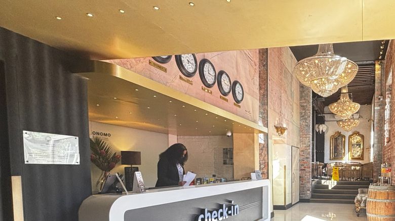 <b>Signature Lux Hotel by ONOMO, Waterfront Lobby</b>. Images powered by <a href="https://www.leonardoworldwide.com/" title="Leonardo Worldwide" target="_blank">Leonardo</a>.