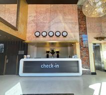Signature Lux Hotel by ONOMO, Waterfront Lobby