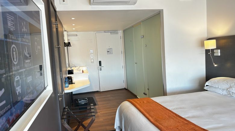 <b>Signature Lux Hotel by ONOMO, Waterfront Suite</b>. Images powered by <a href="https://www.leonardoworldwide.com/" title="Leonardo Worldwide" target="_blank">Leonardo</a>.