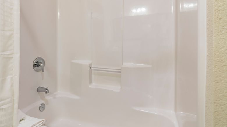 <b>Cobblestone Inn & Suites Lamoni Room</b>. Images powered by <a href="https://www.leonardoworldwide.com/" title="Leonardo Worldwide" target="_blank">Leonardo</a>.
