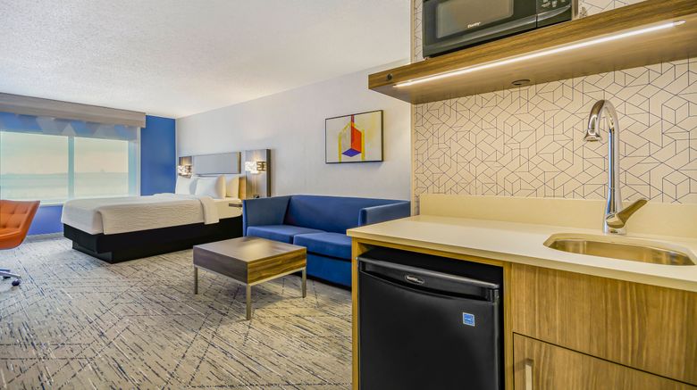 <b>Holiday Inn Express Hotel and Suites Buf Suite</b>. Images powered by <a href="https://www.leonardoworldwide.com/" title="Leonardo Worldwide" target="_blank">Leonardo</a>.