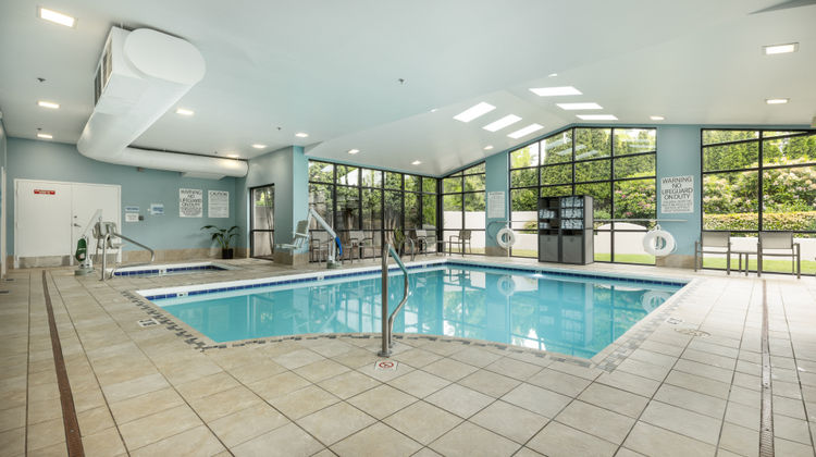 Holiday Inn Express Pool