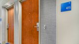Holiday Inn Express Hotel and Suites Buf Lobby