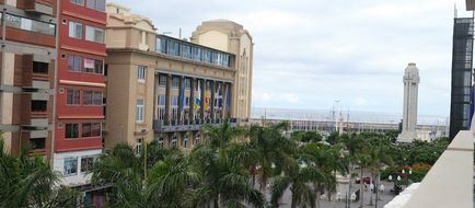 Hotel Adonis Capital Exterior