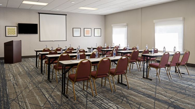 Holiday Inn Express Hotel & Suites Meeting