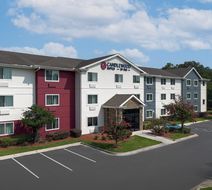 Candlewood Suites Southpoint Exterior