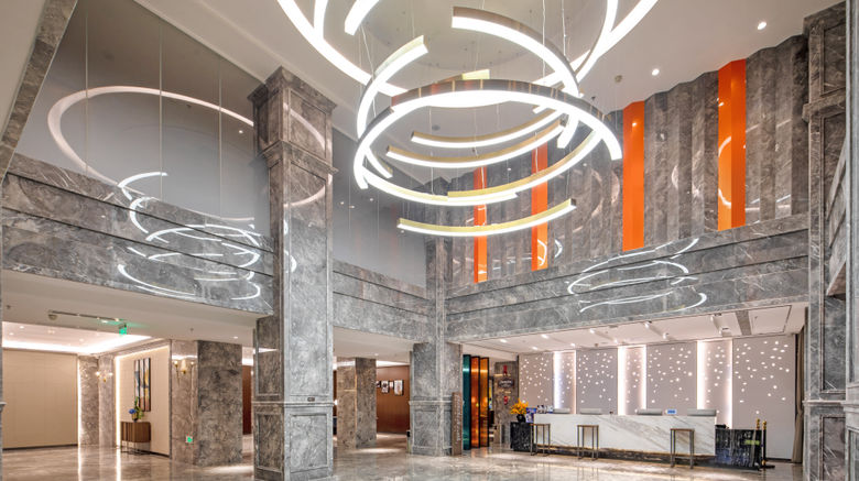 <b>Hampton by Hilton Kunming South Station Lobby</b>. Images powered by <a href="https://www.leonardoworldwide.com/" title="Leonardo Worldwide" target="_blank">Leonardo</a>.