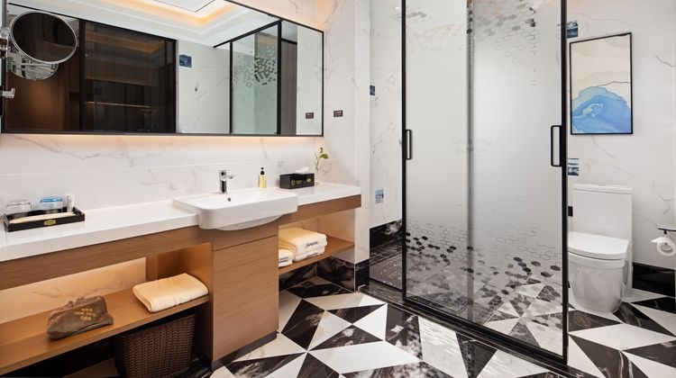 Hampton by Hilton Kunming South Station Room