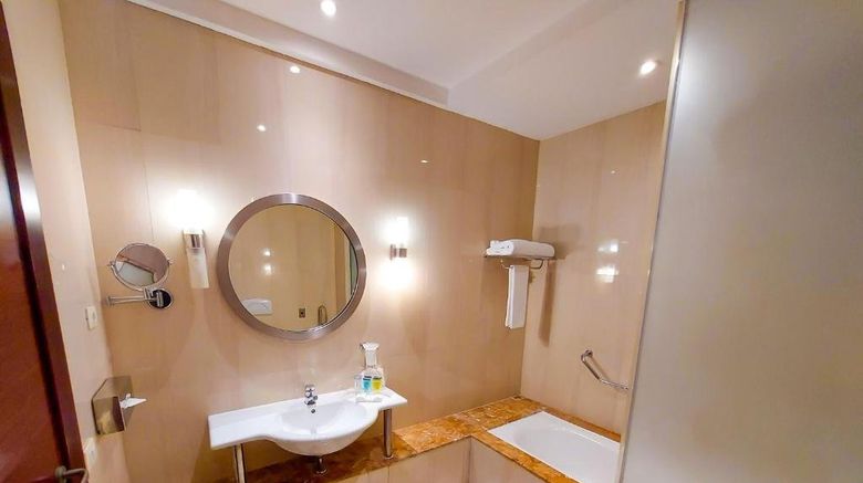 <b>Helnan Dreamland Hotel & Conference Ctr Suite</b>. Images powered by <a href="https://www.leonardoworldwide.com/" title="Leonardo Worldwide" target="_blank">Leonardo</a>.