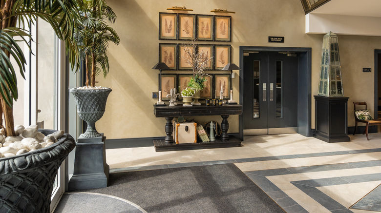 <b>The Ebrington Hotel Lobby</b>. Images powered by <a href="https://www.leonardoworldwide.com/" title="Leonardo Worldwide" target="_blank">Leonardo</a>.