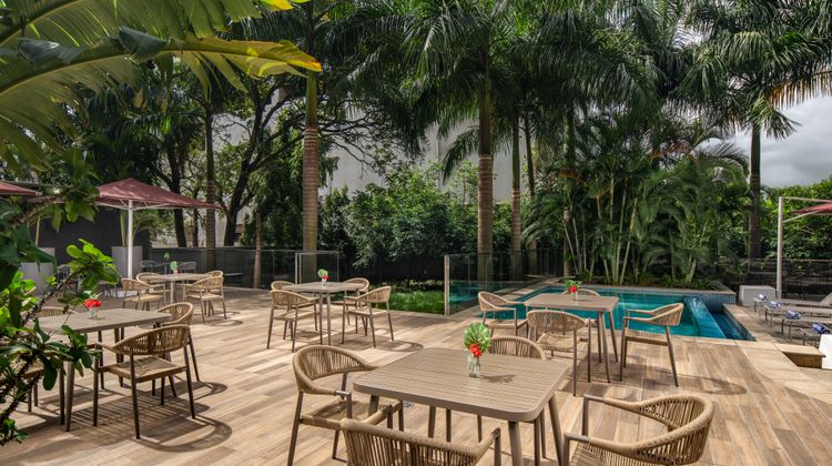 Crowne Plaza Dar Es Salaam Pool