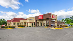 Red Roof Inn Staunton