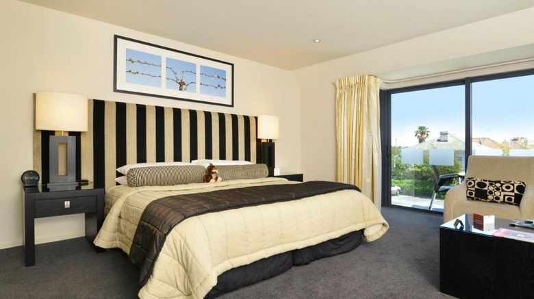 <b>Chateau Marlborough Room</b>. Images powered by <a href="https://www.leonardoworldwide.com/" title="Leonardo Worldwide" target="_blank">Leonardo</a>.