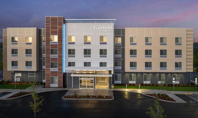 Fairfield Inn & Suites Portland Newberg Exterior