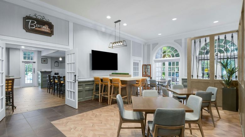 <b>Marriott's Manor Club at Ford's Colony Restaurant</b>. Images powered by <a href="https://www.leonardoworldwide.com/" title="Leonardo Worldwide" target="_blank">Leonardo</a>.