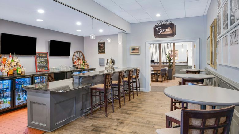 <b>Marriott's Manor Club at Ford's Colony Restaurant</b>. Images powered by <a href="https://www.leonardoworldwide.com/" title="Leonardo Worldwide" target="_blank">Leonardo</a>.