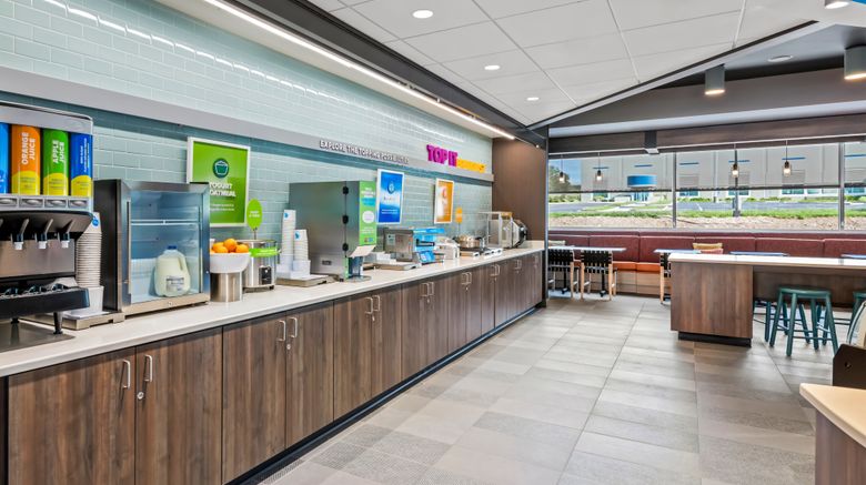 <b>Tru by Hilton KCI Restaurant</b>. Images powered by <a href="https://www.leonardoworldwide.com/" title="Leonardo Worldwide" target="_blank">Leonardo</a>.