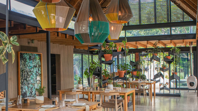 <b>Lion Sands River Lodge, Sabi Sands Restaurant</b>. Images powered by <a href="https://www.leonardoworldwide.com/" title="Leonardo Worldwide" target="_blank">Leonardo</a>.