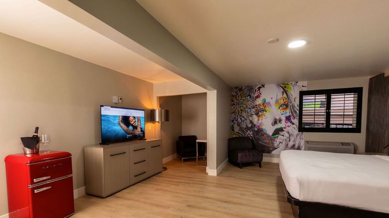 <b>The Lexi Las Vegas Room</b>. Images powered by <a href="https://www.leonardoworldwide.com/" title="Leonardo Worldwide" target="_blank">Leonardo</a>.