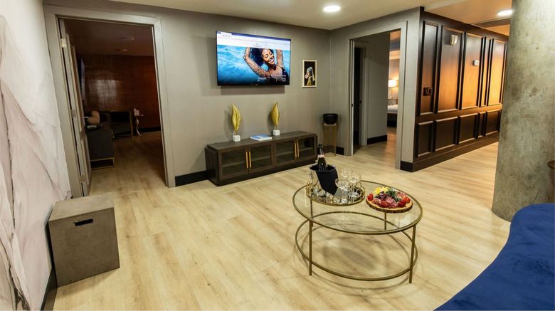 <b>The Lexi Las Vegas Room</b>. Images powered by <a href="https://www.leonardoworldwide.com/" title="Leonardo Worldwide" target="_blank">Leonardo</a>.