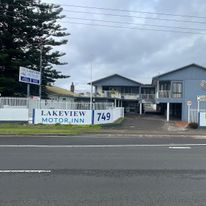 Lakeview Motor Inn