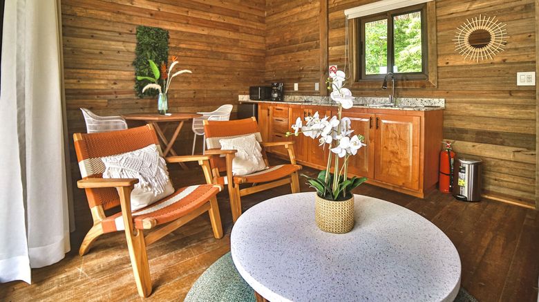 <b>Red Frog Beach Island Resort Room</b>. Images powered by <a href="https://www.leonardoworldwide.com/" title="Leonardo Worldwide" target="_blank">Leonardo</a>.