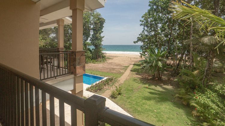 Red Frog Beach Island Resort Room
