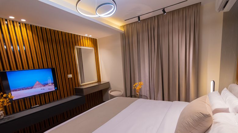 <b>Spire West Hotel Room</b>. Images powered by <a href="https://www.leonardoworldwide.com/" title="Leonardo Worldwide" target="_blank">Leonardo</a>.