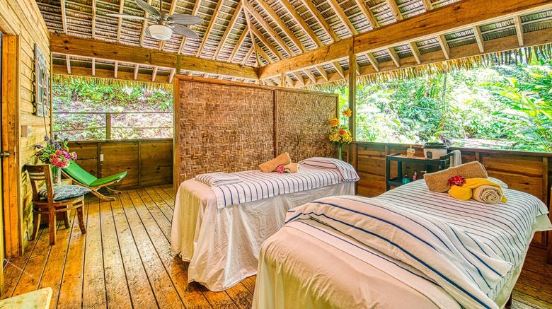 <b>Red Frog Beach Island Resort Recreation</b>. Images powered by <a href="https://www.leonardoworldwide.com/" title="Leonardo Worldwide" target="_blank">Leonardo</a>.