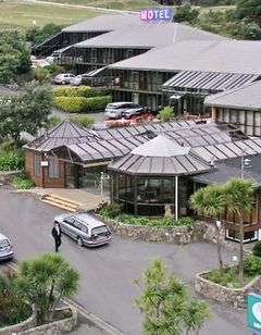 Aotea Lodge