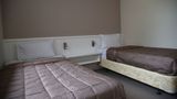 Aotea Lodge Room