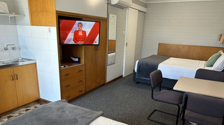 Frewville Motor Inn Room