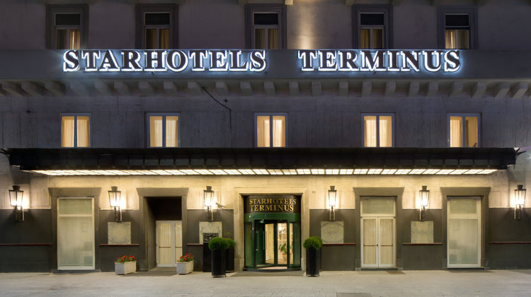 Starhotels Terminus Exterior