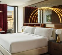 W Florence Room