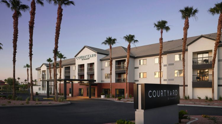 Courtyard Green Valley Marriott Exterior