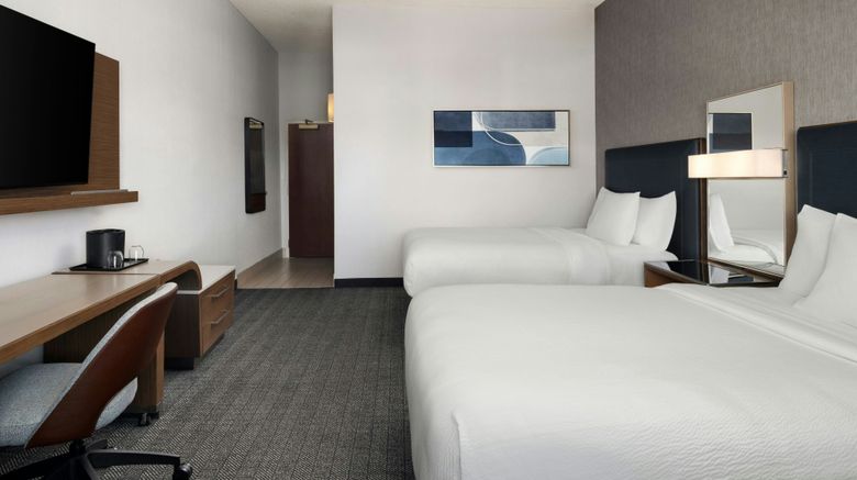 <b>Courtyard Green Valley Marriott Room</b>. Images powered by <a href="https://www.leonardoworldwide.com/" title="Leonardo Worldwide" target="_blank">Leonardo</a>.
